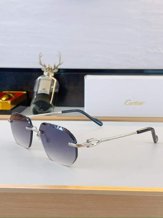 Picture of Cartier Sunglasses _SKUfw80049434fw